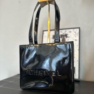 Chanel Black Patent Tote Bag 🖤